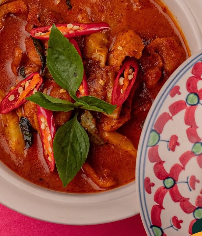 Pork red curry with Thai basil and sliced chili